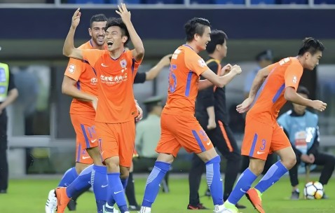 火博在线入口 -上海申花关键时刻门线救险，志在国王杯名次提升，压力陡增，阵容厚度经受考验 