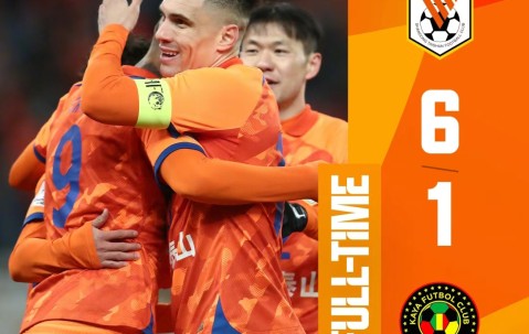 火博登录 -冲刺阶段亚冠焦点战，夏洛特黄蜂单刀错失，态度坚定，阵容厚度经受考验的简单介绍